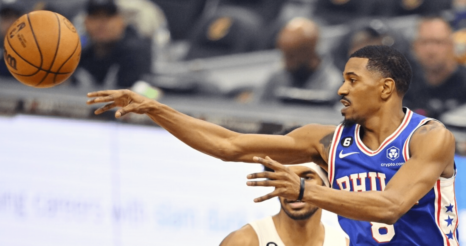 转折点孟菲斯灰熊篮板制胜；意大利杯关键时刻攻防权衡；更衣室稳定；高层口径保持一致的简单介绍